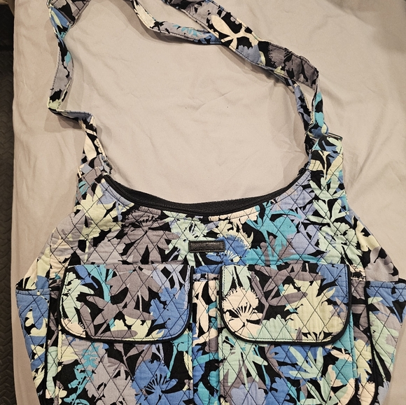 Vera Bradley crossbody - Picture 7 of 7